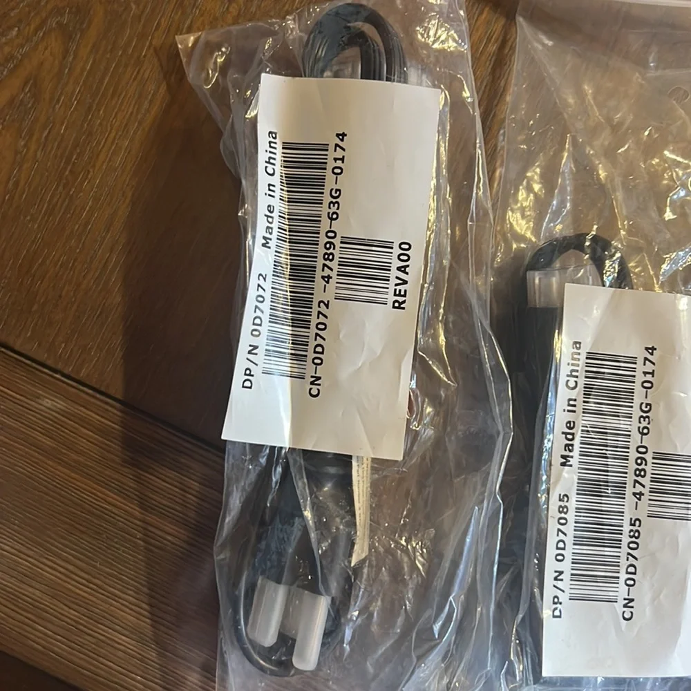 Dell Model HP-AF065B83 Silver 65 Watt AC Power Adapter & Car Adapter